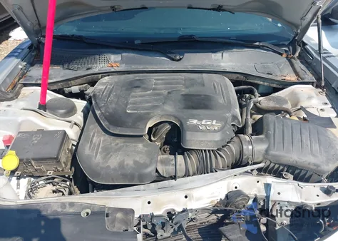 2019 Dodge Charger Sxt Rwd z USA, uszkodzony, nr VIN 2C3CDXBG5KH720174